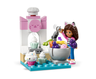 LEGO Koci domek Gabi 10785 Pieczenie tortu z Łakotkiem - 1159398 - zdjęcie 4